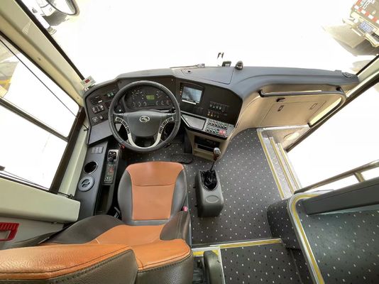 44 asientos Autobuses comerciales usados, Autobuses turísticos usados con 2 puertas / WP7.270E51 Motor