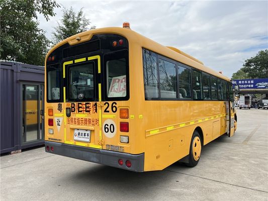Autobús escolar amarillo reacondicionado de 46 asientos, transmisión manual