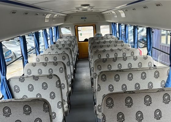 Autobús escolar amarillo reacondicionado de 46 asientos, transmisión manual