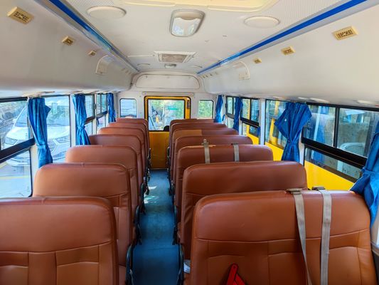 34 asientos autobús escolar de segunda mano combustible diesel con motor V6