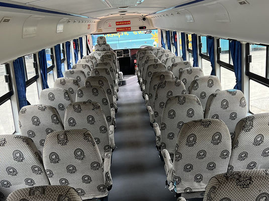 Autobuses escolares usados amarillos de 46 asientos con transmisión manual Autobuses usados
