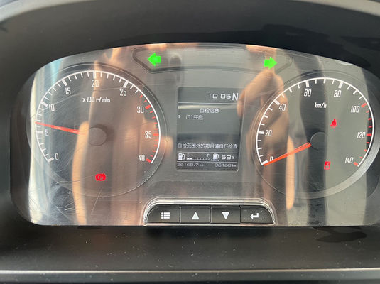 Autobuses escolares usados para transportar estudiantes de 52 asientos