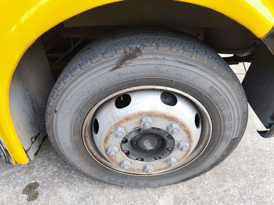 Shangrao Autobuses escolares usados 51 asientos Diesel de combustible Autobús de la vieja escuela