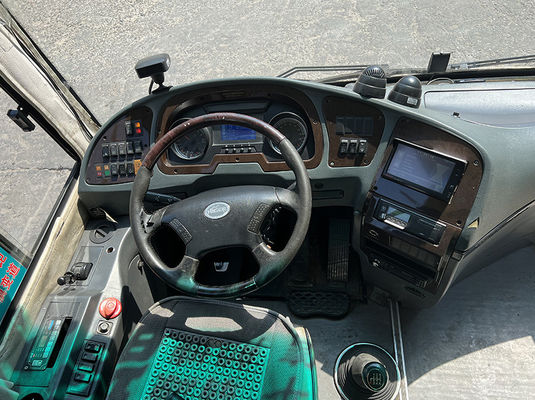 Autobús turístico diesel usado 37 asientos 2 puertas LHD Euro 4 con transmisión manual