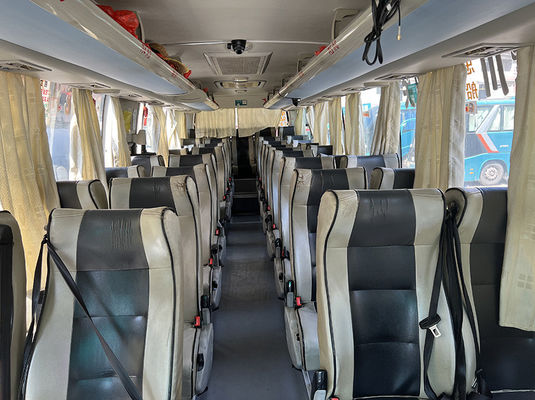 Autobús turístico diesel usado 37 asientos 2 puertas LHD Euro 4 con transmisión manual
