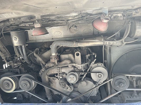 Autobús turístico diesel usado 37 asientos 2 puertas LHD Euro 4 con transmisión manual