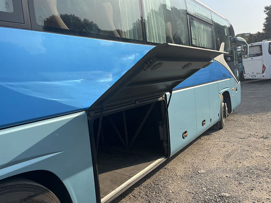 Autobús turístico usado de Yutong 54 asientos Autobuses usados con volante a la izquierda