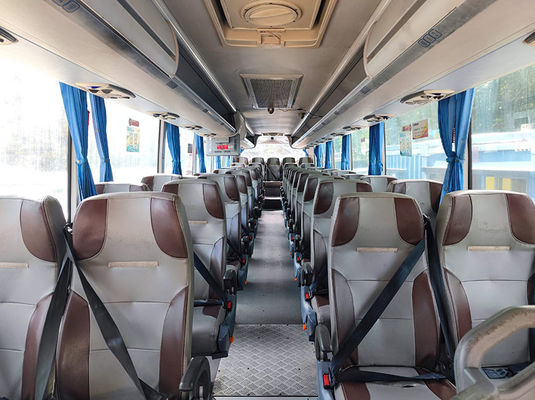 Transmisión manual Autobús de lujo usado 100 km/h Velocidad máxima Servo de combustible diesel 49 asientos