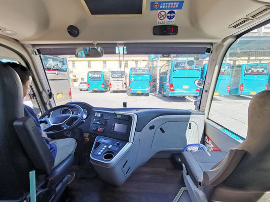 Autobús de lujo LHD Yutong de segunda mano 31 asientos con transmisión automática