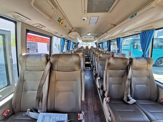 Autobús de lujo LHD Yutong de segunda mano 31 asientos con transmisión automática