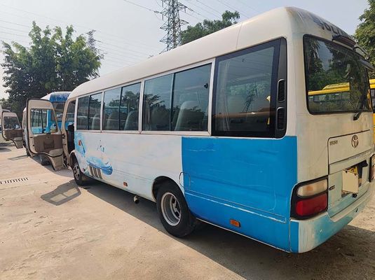 20 asientos Autobús usado Toyota 120 Km/H Autobús usado LHD con volante a la izquierda