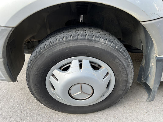 Benz 17 asientos Autobús de segunda mano Tipo de transmisión manual Vehículos de pasajeros usados