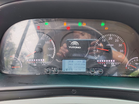 Mini Coach usado de 19 plazas, combustible diésel, con transmisión manual