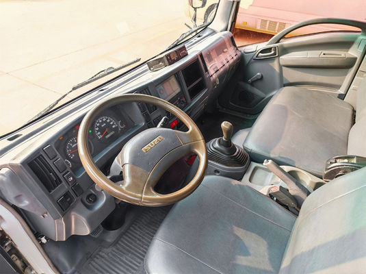 Manual blanco Vans de carga pre-poseídos Diesel Isuzu Vans de carga usados Box Truck