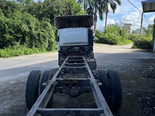 Camiones usados de carga media de 8-10 toneladas 4x2 conducen con combustible diésel de larga duración