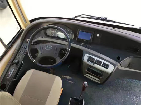 Autobús de pasajeros usado con motor Yucai, 47 asientos, transmisión manual, autobús urbano usado