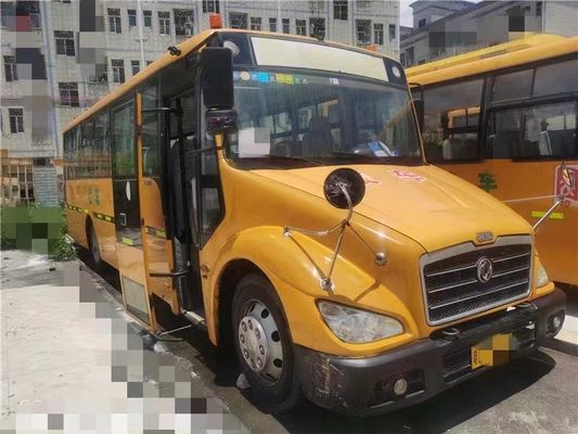 Autobuses escolares amarillos con aire acondicionado