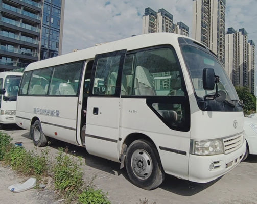 Autobús de montaña usada Toyota 23 asientos Minibus LHD con transmisión manual y tipo de combustible diesel