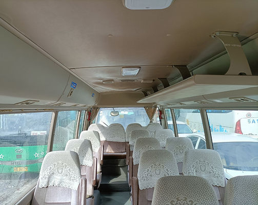Autobús de montaña usada Toyota 23 asientos Minibus LHD con transmisión manual y tipo de combustible diesel