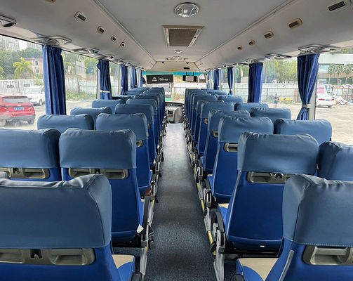 12m 57 asientos LHD Autobús usado Yutong Autobús de motor diesel Autobús de una puerta Autobuses comerciales usados