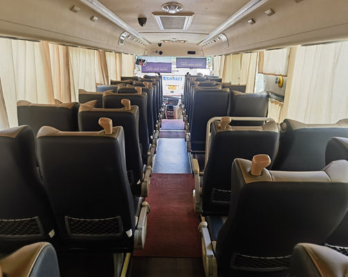 50 asientos Autobuses usados de Yutong 12m Motor diesel LHD Euro 5 Autobús de autobuses usados