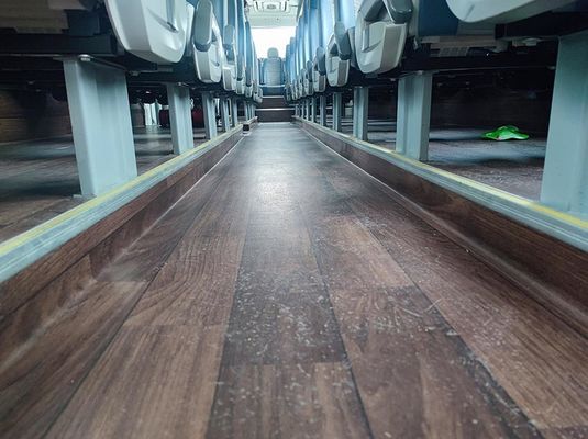 Autobuses de autobús diesel Euro 5 Autobuses turísticos usados Desplazamiento LHD Posición de dirección 12m