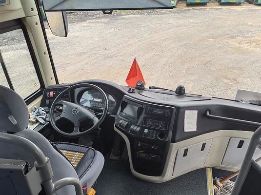 Autobuses de Yutong Euro 5 Autobús turístico de segunda mano LHD Dirección 12m
