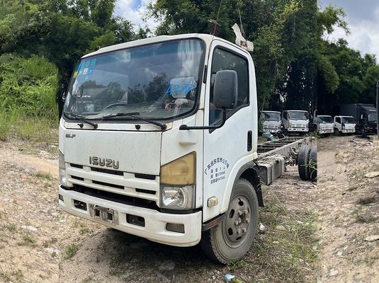 Camión usado Isuzu 4KH1Camión de carga con motor diésel con 2 puertas para el transporte de carga pesada