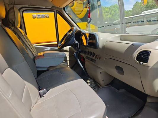 15-Seats Used Transit Medium Van in White 5m Length for Your Business