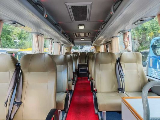 Autobús de segunda mano de 28 plazas, tipo de combustible eléctrico y velocidad máxima de 100 km/h con motores Yuchai de 200 CV