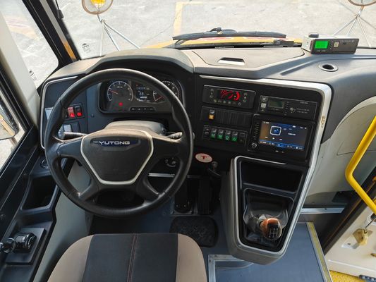Autobús escolar de segunda mano de Yutong.