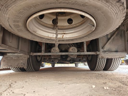 Venta de Autobuses Usados Autobús de 56 plazas Usado Autobús Escolar Amarillo Precio Económico