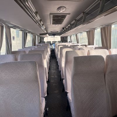 Yuchai 330 Motor Transmisión manual de segunda mano Golden Dragon 63 asientos Autobuses amarillos