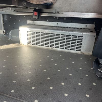 Yuchai 330 Motor Transmisión manual de segunda mano Golden Dragon 63 asientos Autobuses amarillos