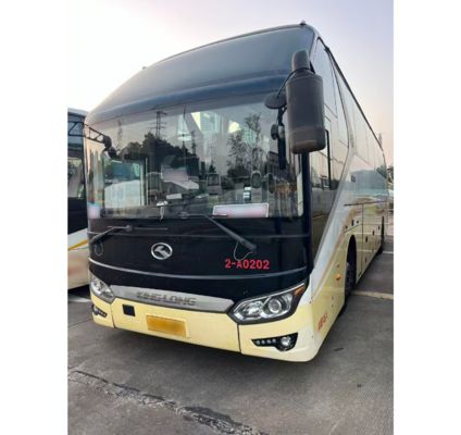 En 2017, se fabricaron 46 autobuses turísticos de segunda mano con aire acondicionado.