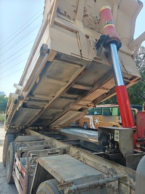 Camión volquete Howo amarillo de dos plazas de segunda mano, producido en 2019